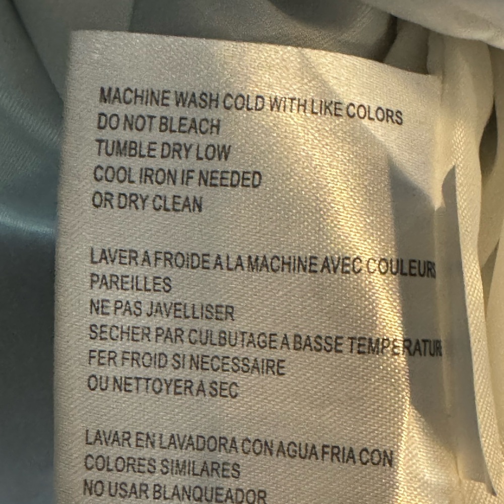 Light weight Michael Kors coat - Picture 7 of 7